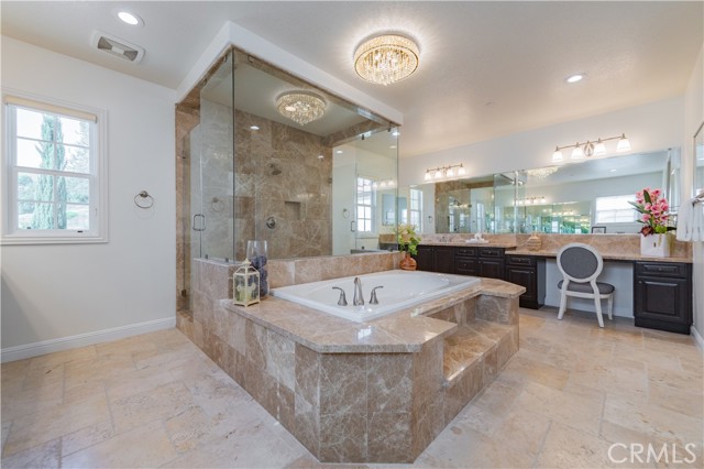 20408 Umbria Way, Yorba Linda CA: https://media.crmls.org/medias/b1e13be8-c28c-4177-bb72-853cbae00f7e.jpg