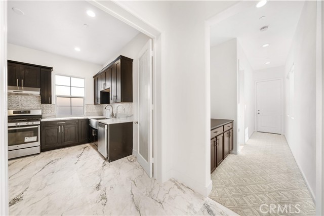 Detail Gallery Image 15 of 70 For 12210 Alamo, Rancho Cucamonga,  CA 91739 - 5 Beds | 4/1 Baths