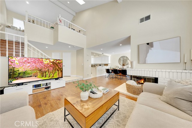 22915 Colombard Lane, Diamond Bar CA: https://media.crmls.org/medias/b1e1e89f-c58a-43f7-9203-9d87d0f3a1e6.jpg