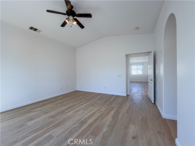 Detail Gallery Image 21 of 34 For 34619 Chinaberry, Winchester,  CA 92596 - 5 Beds | 3 Baths