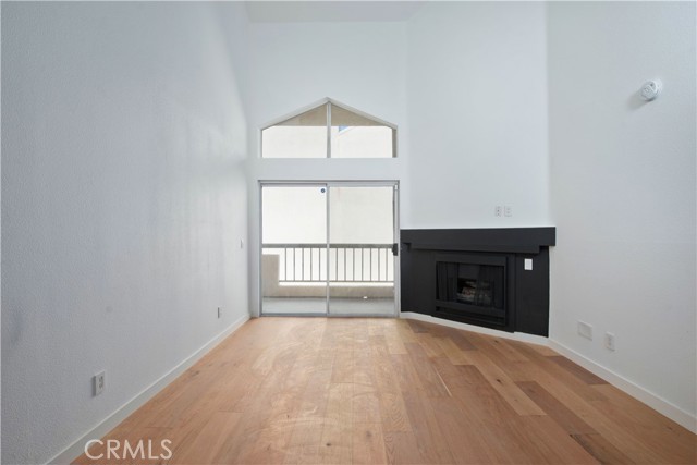 5540 Owensmouth Avenue, Woodland Hills CA: https://media.crmls.org/medias/b1e3400c-3920-4124-a6b7-950c5472a404.jpg