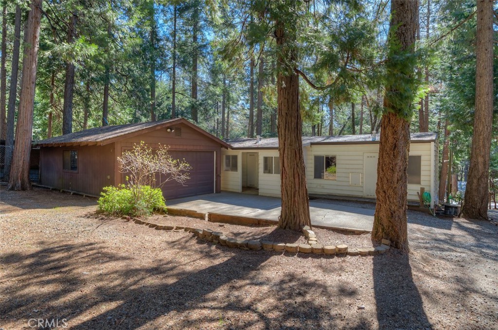 6085 Guilford Circle
