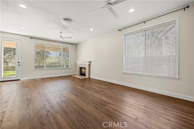 23664 Clearidge Drive, Valencia CA: https://media.crmls.org/medias/b1e3cb69-c999-414b-b703-280d7115f9a3.jpg