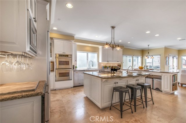 429 31st Street, Manhattan Beach, California 90266, 4 Bedrooms Bedrooms, ,3 BathroomsBathrooms,Residential,Sold,31st,SB20118600