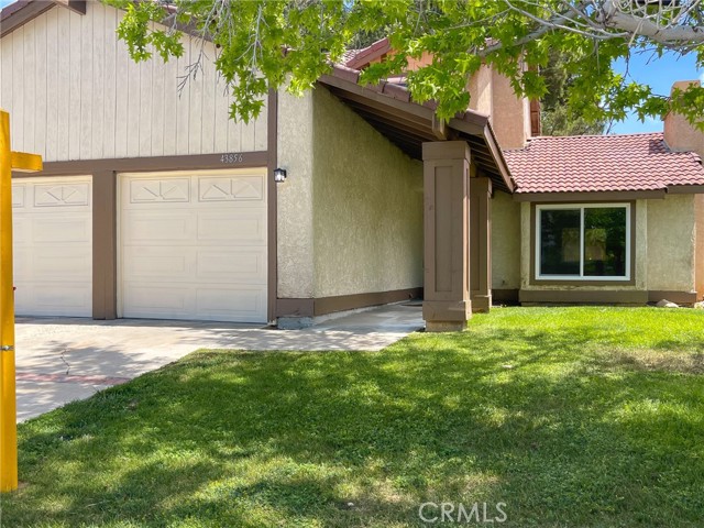 43856 Windsor Place, Lancaster CA: https://media.crmls.org/medias/b1e52f3b-793e-494a-8262-5674921eef36.jpg