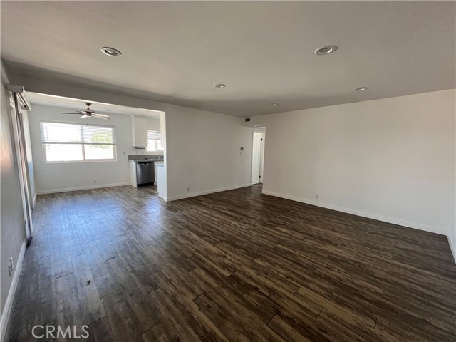 657 Scott Place, Glendora CA: https://media.crmls.org/medias/b1e53295-14c3-4ef9-8e3b-b1d4cae023d9.jpg