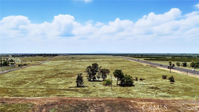 5112 Power House Hill Road, Oroville CA: https://media.crmls.org/medias/b1e553db-0573-4603-8e12-5a4f593deae0.jpg