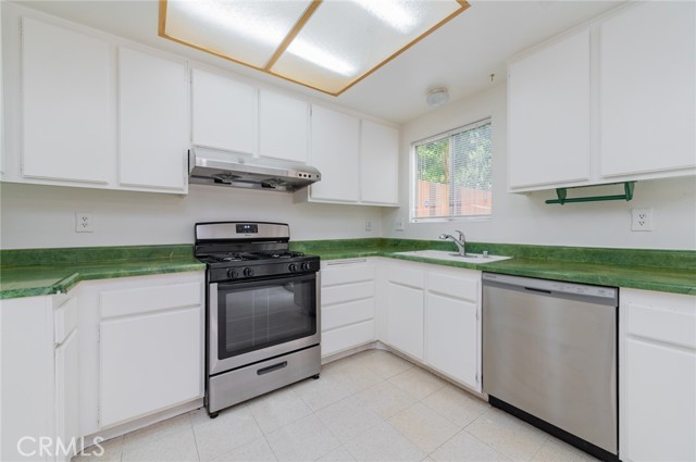 Detail Gallery Image 9 of 20 For 2533 Colgate Way, Riverside,  CA 92507 - 2 Beds | 1/1 Baths