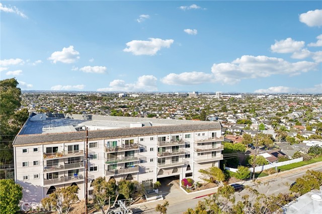1108 Camino Real, Redondo Beach, California 90277, 3 Bedrooms Bedrooms, ,1 BathroomBathrooms,Residential,For Sale,Camino Real,SB26060949
