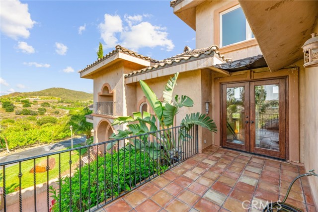 37654 Calle De Lobo, Murrieta CA: https://media.crmls.org/medias/b1e65c7f-97a6-4a04-acd0-d7414fc1b552.jpg