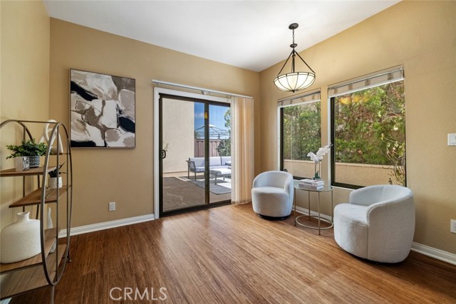 484 S Euclid Avenue, Pasadena CA: https://media.crmls.org/medias/b1e6c2dd-da0a-45e7-8580-e10b93ff27f6.jpg