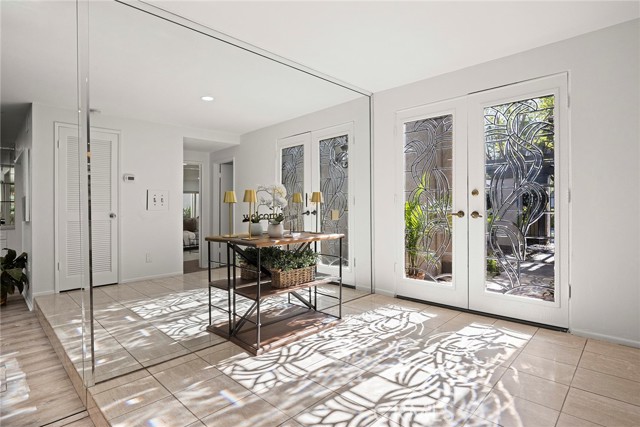 Detail Gallery Image 2 of 50 For 6515 E Circulo Dali, Anaheim,  CA 92807 - 2 Beds | 2/1 Baths