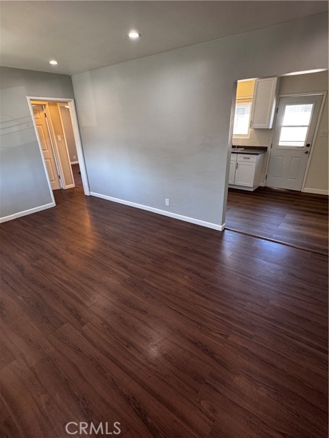 Detail Gallery Image 5 of 17 For 1357 Orange Grove Ave a,  Glendale,  CA 91205 - 2 Beds | 1 Baths