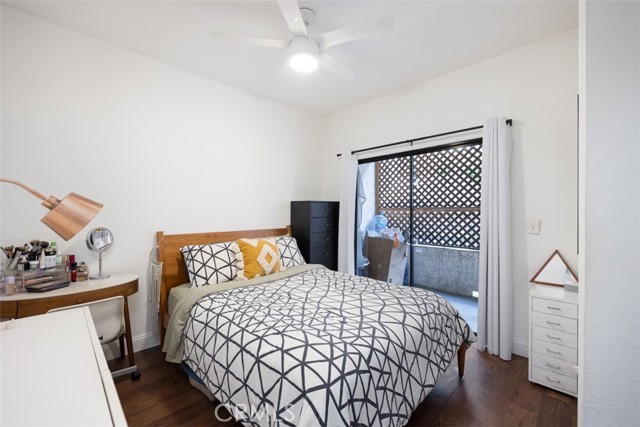 Detail Gallery Image 12 of 21 For 720 W 4th #110,  Long Beach,  CA 90802 - 1 Beds | 2 Baths