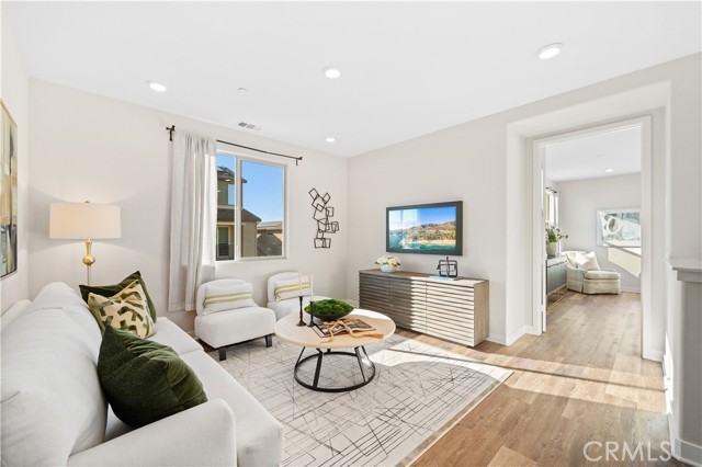 Detail Gallery Image 25 of 52 For 386 Chorus, Irvine,  CA 92618 - 4 Beds | 3 Baths