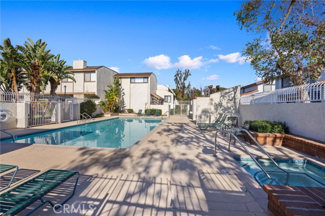 B1ea3072 5895 4d1d B9c4 4fdc92882f0c