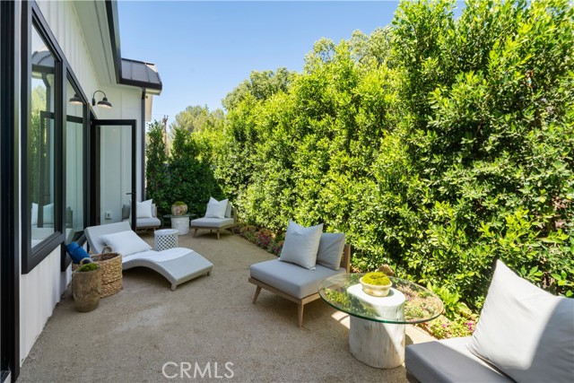 25057 LEWIS AND CLARK Road, Hidden Hills, California 91302, 6 Bedrooms Bedrooms, ,7 BathroomsBathrooms,Single Family Residence,For Sale,LEWIS AND CLARK,SR24166643