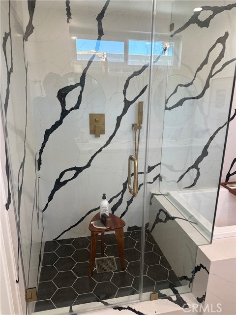 23772 Singapore Street, Mission Viejo CA: https://media.crmls.org/medias/b1eb7bb0-553f-4c98-b60f-7e9865b853df.jpg