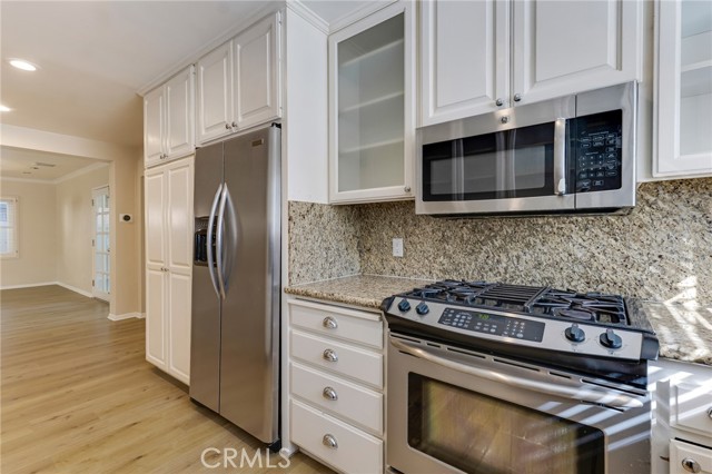 Detail Gallery Image 14 of 43 For 12829 Landale St, Studio City,  CA 91604 - 3 Beds | 2 Baths