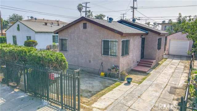 438 E 98Th St, Los Angeles, CA 90003