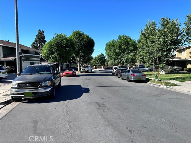 14181 Oro Grande Street photo 3