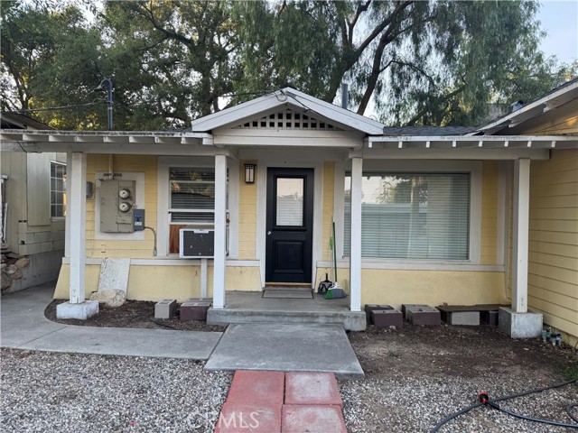 Detail Gallery Image 1 of 11 For 1743 N Oxford Ave #B,  Pasadena,  CA 91104 - 1 Beds | 1 Baths