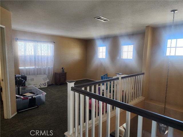 Detail Gallery Image 13 of 26 For 12584 Westway, Victorville,  CA 92392 - 4 Beds | 2/1 Baths