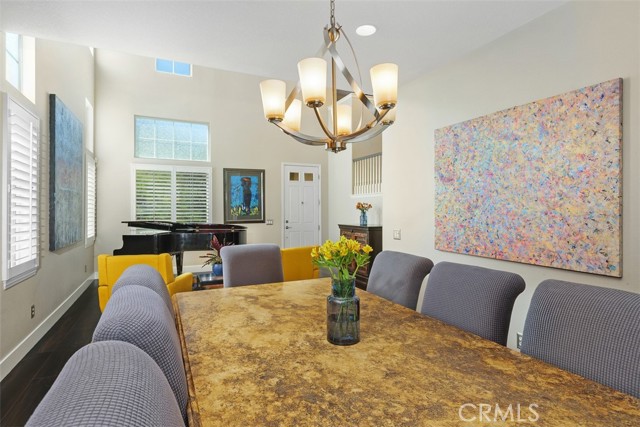 Detail Gallery Image 14 of 61 For 38220 Calle Cipres, Murrieta,  CA 92562 - 4 Beds | 3 Baths