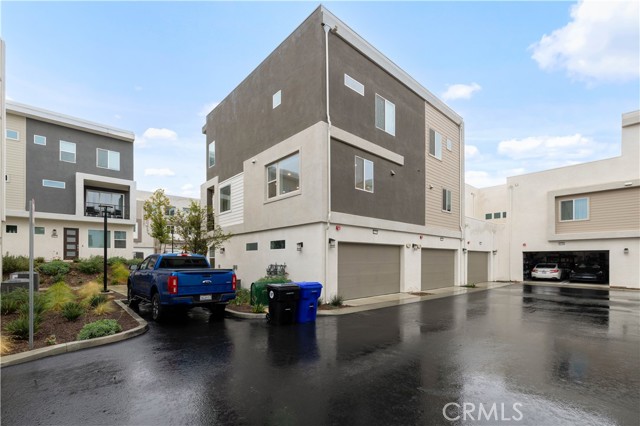 Detail Gallery Image 43 of 71 For 26799 Keystone Loop, Valencia,  CA 91381 - 3 Beds | 3 Baths