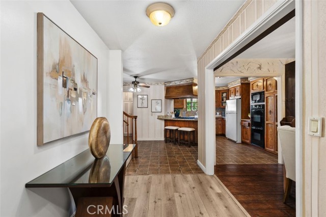 Detail Gallery Image 6 of 37 For 911 Magnis St, Arcadia,  CA 91006 - 4 Beds | 2/1 Baths