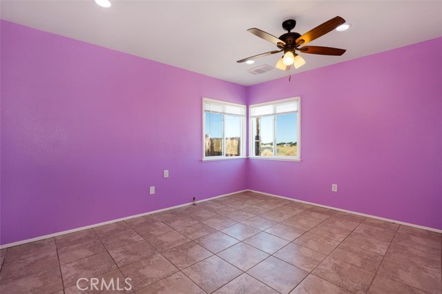 Detail Gallery Image 16 of 40 For 5357 W Avenue L, Lancaster,  CA 93536 - 3 Beds | 2 Baths