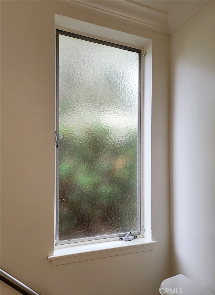 B1f10761 65bf 46e9 8c50 F665cf489b38