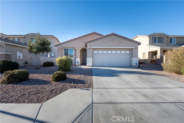 Detail Gallery Image 1 of 37 For 16796 Desert Lily St, Victorville,  CA 92394 - 3 Beds | 2 Baths