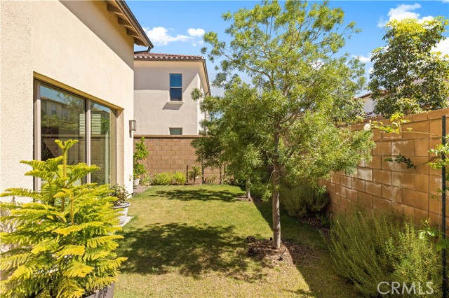 Detail Gallery Image 35 of 73 For 60 Rotunda, Irvine,  CA 92620 - 4 Beds | 3/1 Baths