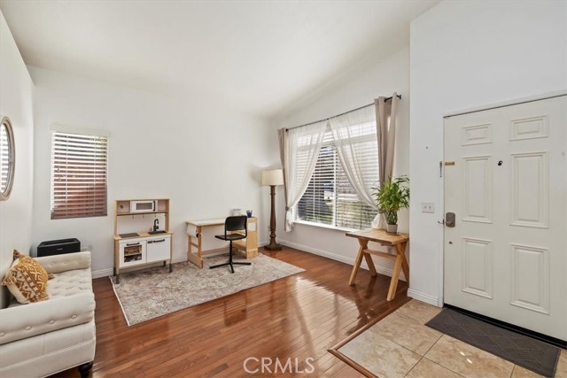 Detail Gallery Image 7 of 36 For 22686 Hannah Ct, Corona,  CA 92883 - 3 Beds | 2 Baths