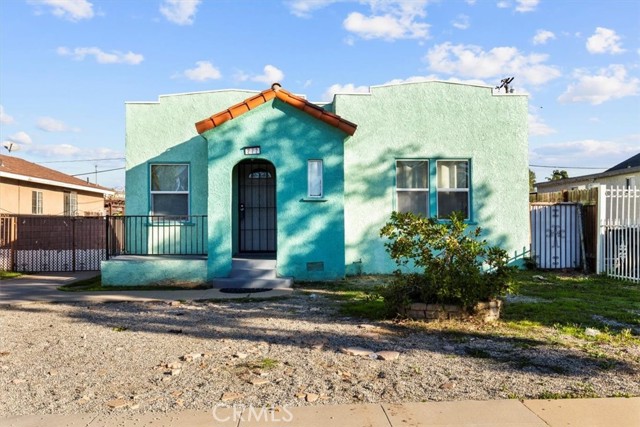 Front Image Thumbnail for CRDW25272870