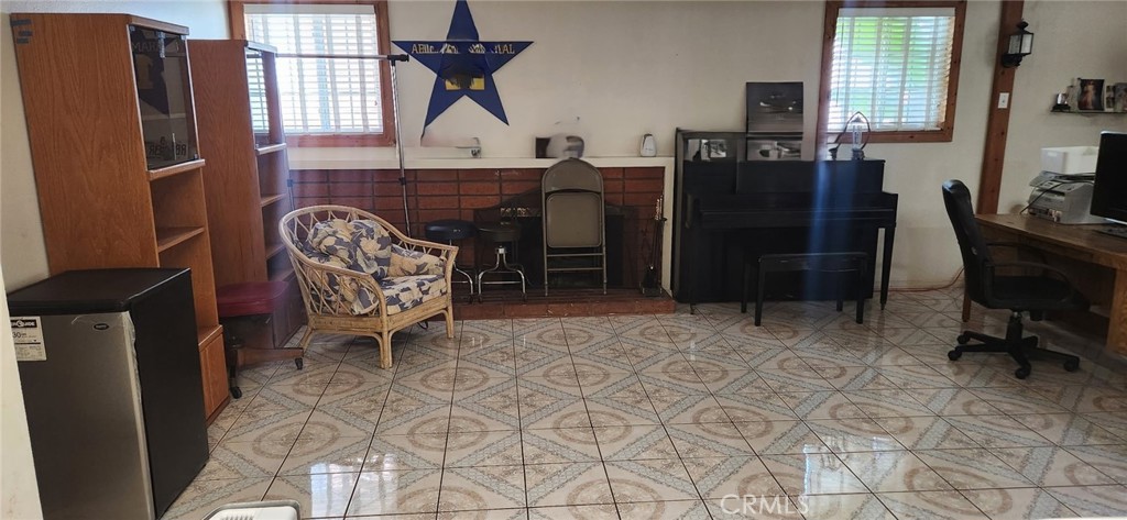 MLS #SB25232496 image #2