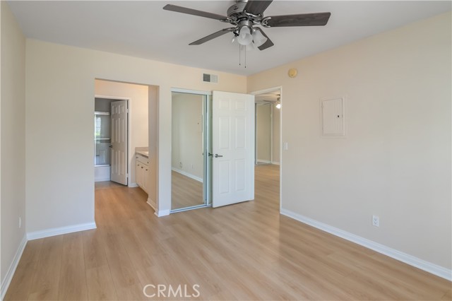 Detail Gallery Image 14 of 21 For 21500 Burbank Blvd #126,  Woodland Hills,  CA 91367 - 1 Beds | 1 Baths