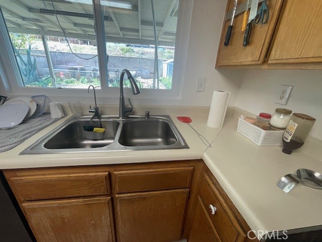 Detail Gallery Image 12 of 40 For 648 San Carlo, Colton,  CA 92324 - 3 Beds | 2/1 Baths