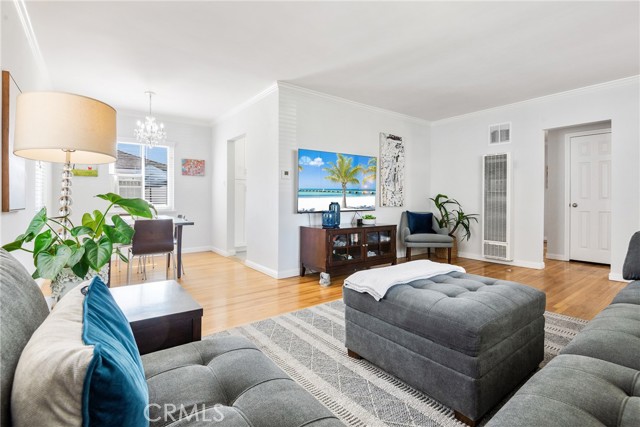 2708 183rd Street, Redondo Beach, California 90278, 3 Bedrooms Bedrooms, ,1 BathroomBathrooms,Residential,For Sale,183rd,SB25233355