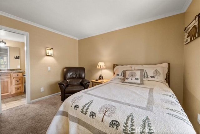 Detail Gallery Image 5 of 28 For 799 Cienega Rd, Big Bear Lake,  CA 92315 - 3 Beds | 2 Baths