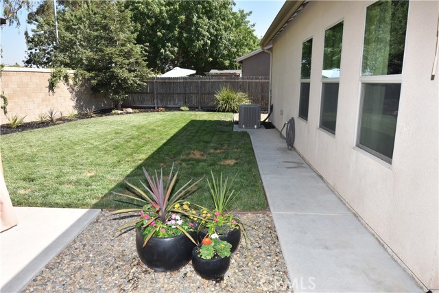 Detail Gallery Image 21 of 23 For 4140 Mondavi Ave, Merced,  CA 95348 - 3 Beds | 2 Baths