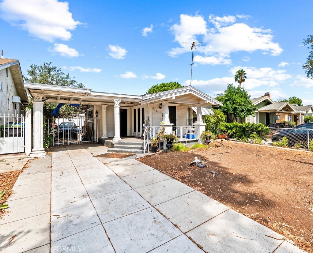 3367 La Clede Avenue