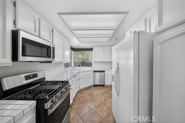 Detail Gallery Image 26 of 41 For 1786 Spyglass Cir, Vista,  CA 92081 - 2 Beds | 2 Baths