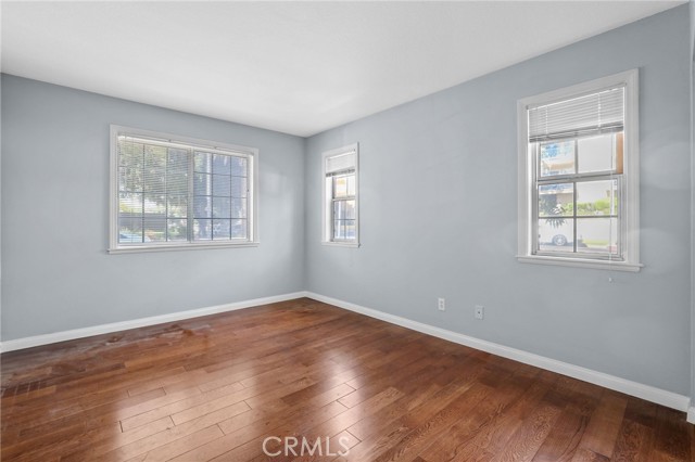 1078 W 10th Street, San Pedro CA: https://media.crmls.org/medias/b1f894f4-0d9e-4694-a0f0-810fbbc0ca90.jpg