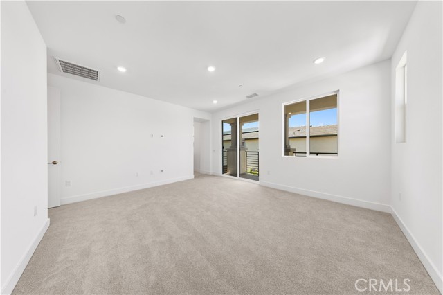 129 Great Park Blvd, Irvine CA: https://media.crmls.org/medias/b1f90cce-db70-4d07-865b-ada7446e1e82.jpg