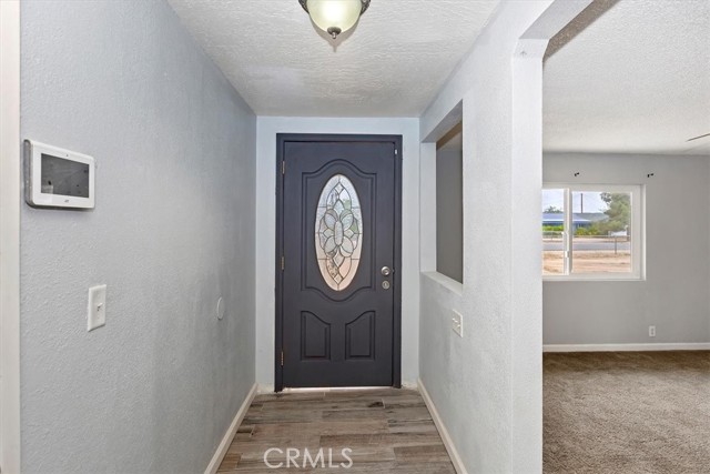 Detail Gallery Image 6 of 27 For 22315 Tehama Rd, Apple Valley,  CA 92308 - 3 Beds | 2 Baths