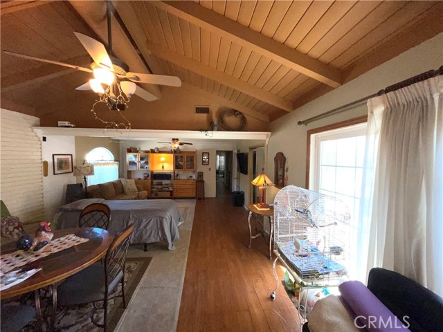 4488 Hillside Avenue, Norco CA: https://media.crmls.org/medias/b1fa1e64-1447-45d6-bbee-13922e8d38a5.jpg