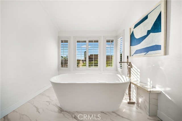 24861 Camberwell Street, Laguna Hills CA: https://media.crmls.org/medias/b1fa4f90-6c74-4d0c-919c-8a619db3103b.jpg