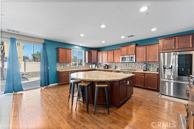 Detail Gallery Image 18 of 41 For 6523 Crescendo Ct, Corona,  CA 92880 - 3 Beds | 2/1 Baths